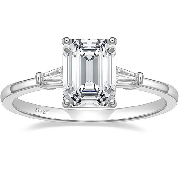 New 1.75Ct Emerald Cut Moissanite Swarovski 9x7 Solitaire Ring - Picture 2 of 14